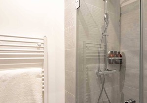 Montmorency III - Studio Apartment, Sleeps 2