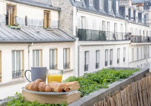 Montmorency IV - Studio Apartment, Sleeps 2