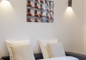 Montmorency IV - Studio Apartment, Sleeps 2