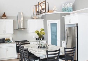 Newly Built Cottage with a Stunning View! (Upper level)
