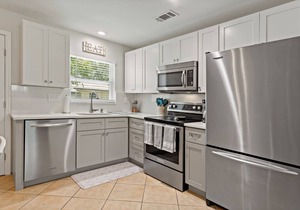 Newly Renovated Apt in Stunning Safety Harbor!
