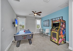 Nice 5 Bed Game Spa Pool Home in Encore Club at Reunion