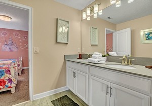 Nice 9 Bed Game Spa Pool Home in Storey Lake Resort