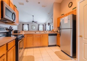 No Rear Neighbors - Pool - New Kitchen - Near Disney - Wi-Fi - Hillcrest