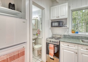 Ocean Bay Park Multi-Apartment Home with decks & gas grills