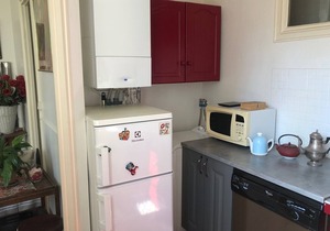 PARIS 20, MÉNILMONTANT, NEAR METRO, IDEAL FOR A QUIET AREA IN THE HEART OF PARIS