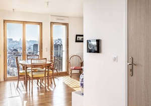 Perfect spacious 2bed with incredible Eiffel Tower view