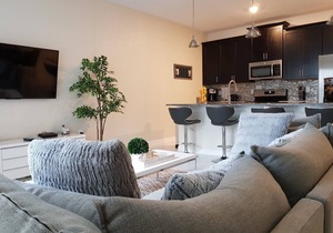 Poolside Bliss: Enchanted 4BR Townhome, Ultimate Fun! - 1556
