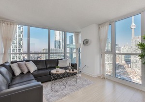 Premium 2-Bedroom with CN Tower & Lake Views