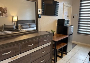 Private Room In Regal Palms Resort, Davenport FL, Sleeps 4
