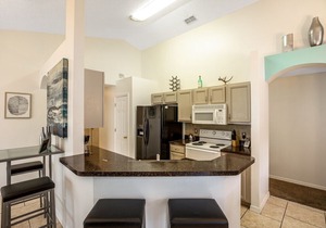 Seasons/LE2705 in Kissimmee