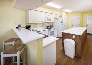SL 303: Seaside Chic - Live the Dream in Your Oceanfront Paradise Condo