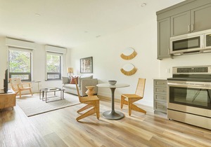 Sonder The Elm | Superior One-Bedroom Apartment
