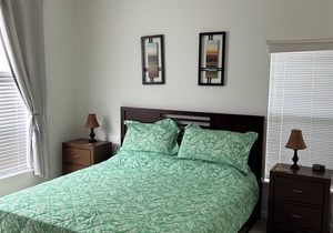 Spacious 4 Bed Villa in gated Marbella Resort, Davenport, Florida