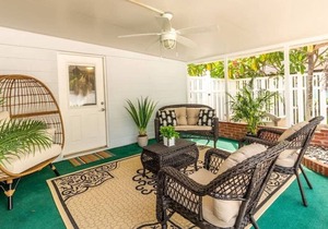Spacious and Cozy Beach House with a Pool & Block and a Half From the Beach