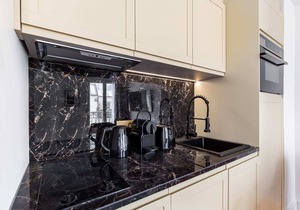 St Georges - One Bedroom in Paris South Pigalle