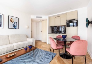 St Georges - One Bedroom in Paris South Pigalle