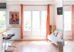 Studio with TERRACE near Père Lachaise