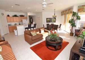 Stunning villa with south facing pool and spa with no immediate rear neighbors