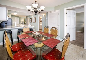 Summerlin 305: BEACH FRONT 3rd Floor CORNER Condo ~ FREE Beach Service & more