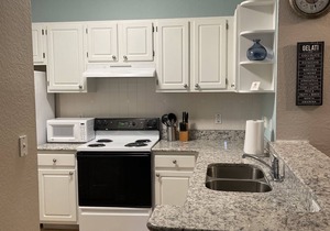 The Magic Legacy first floor luxury condo near Disney!