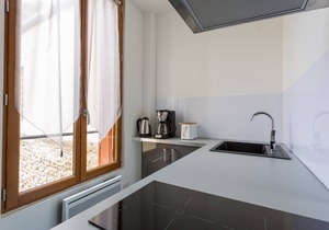 THE PEARL - COZY 1 BR APT 15 MIN AWAY FROM PARIS