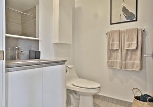 The Queen West Contemporary Chic