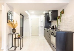 Thorigny - Two Bedroom Apartment, Sleeps 6