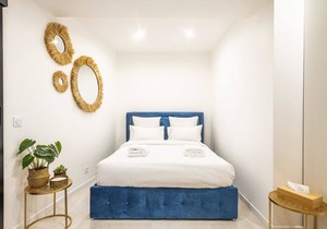 Thorigny - Two Bedroom Apartment, Sleeps 6