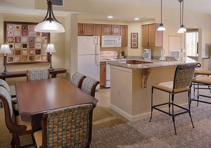 Three Bedroom Deluxe Luxury Condo, Orlando, Florida (1919676)