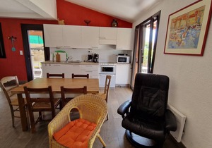 Villa with garden + parking - sea view- 8 pers