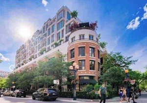 Yorkville Luxurious High-End Condominium
