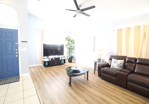 Zen 4 Bedroom Private Pool Home Minutes from Disney & Attractions!