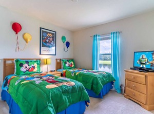 Trafalgar Village | Trafalgar Village
