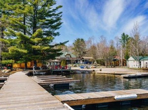 Beach Side Cottage Muskoka Shores Parry Sound | Seguin