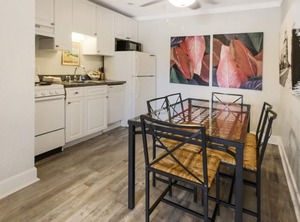 Coconut Inn | Pass-a-Grille