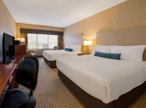 Voyageur Place Hotel | Newmarket