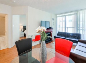 Canada Suites Bay | Bay Street Corridor