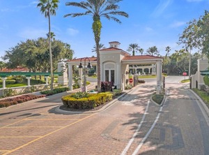 Crystal | West Kissimmee
