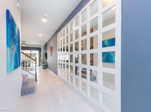 Corners | Bay Lake