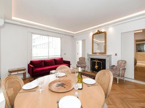 Montaigne | Champs-Elysees