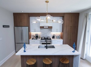 West | Beaconsfield Village