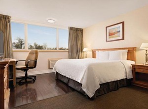 Travelodge | Richmond Hill