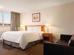 Travelodge | Richmond Hill