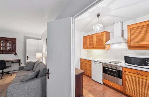 Marais Apartment | 1 Bedroom Apartment is Le Marais With Full Kitchen