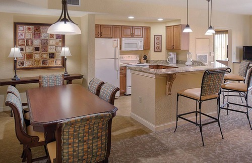 Lake Buena Vista Condo | 1 BR Deluxe Condo BONNET CREEK Club Wyndham Resort, less than 1 mile from Disney