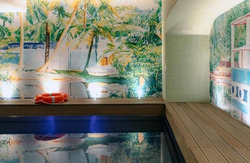 Plaisance Hotel | 100 m² Hotel ∙ 2 bedrooms ∙ 127 guests