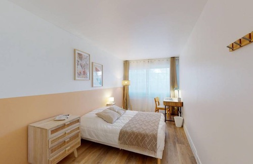 Saint-Lambert Resort | 102 m² Private room ∙ 1 bedroom ∙ 1 guest