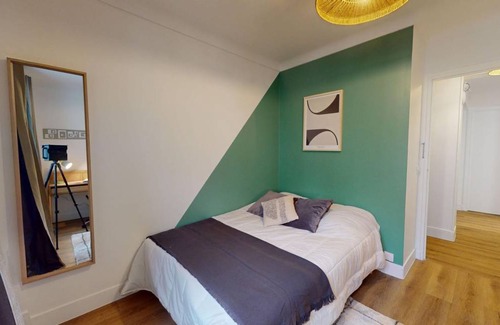 Porte d'Asnieres Resort | 106 m² Private room ∙ 1 bedroom ∙ 1 guest