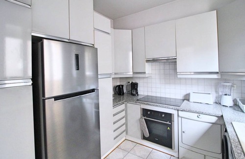 12th Arrondissement Resort | 108 m² Private room ∙ 1 bedroom ∙ 5 guests